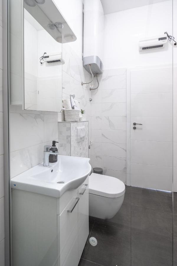 Apartments Palace Kolovare Ζαντάρ Εξωτερικό φωτογραφία